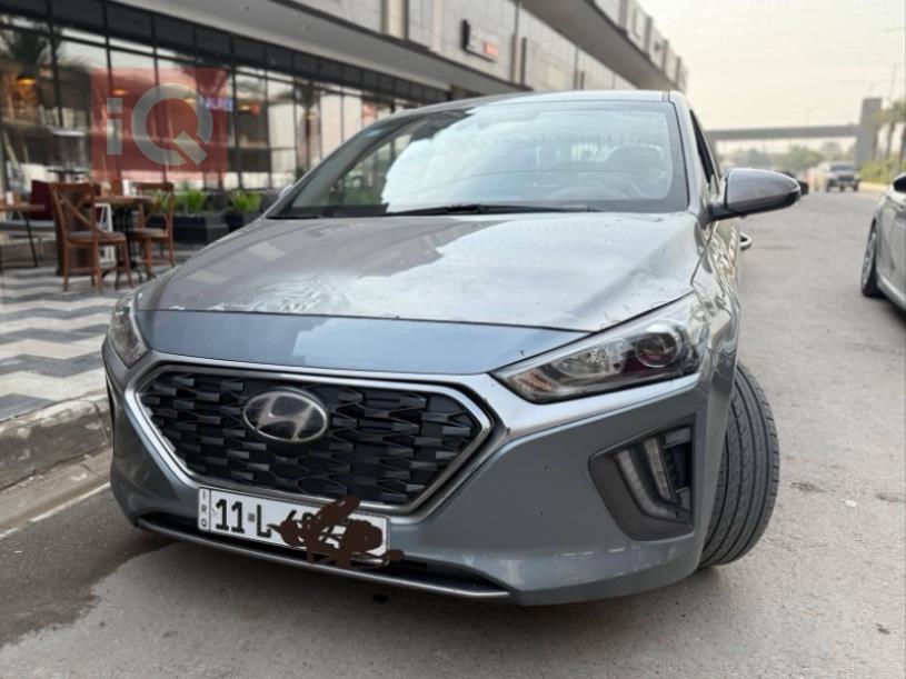 هیوندای ئایۆنیک
